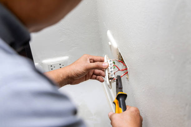 Best Electrical Outlet Repair  in Alsip, IL